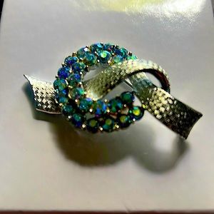 Aurora Borealis & silver tone ribbon brooch Timeless pin to be worn at any time